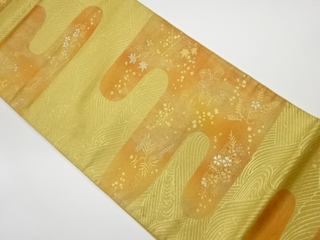 リサイクル　ヱ霞に吹き寄せ・波模様織出し袋帯